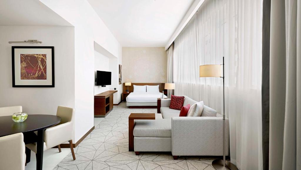 DUBAI FESTIVE DEALS