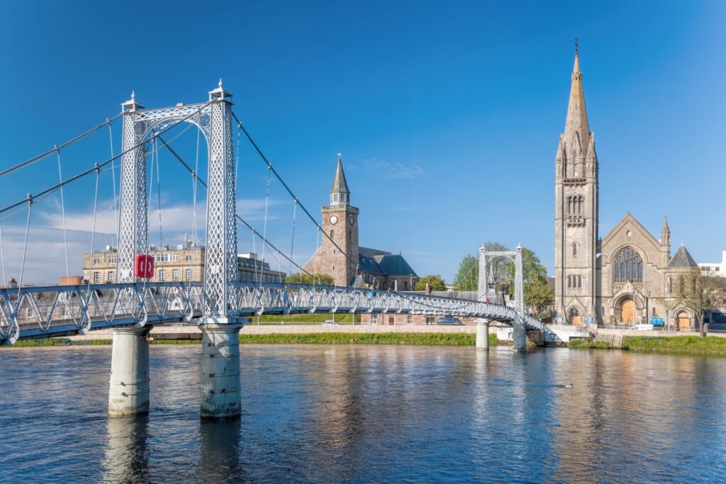 PARIS, ENGLAND, SCOTLAND & IRELAND EXPLORER