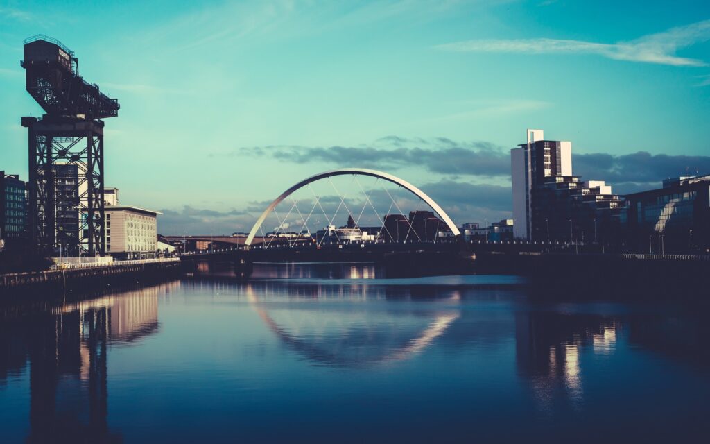 PARIS, ENGLAND, SCOTLAND & IRELAND EXPLORER