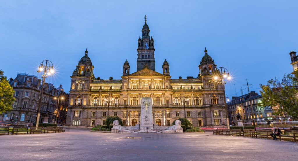 PARIS, ENGLAND, SCOTLAND & IRELAND EXPLORER