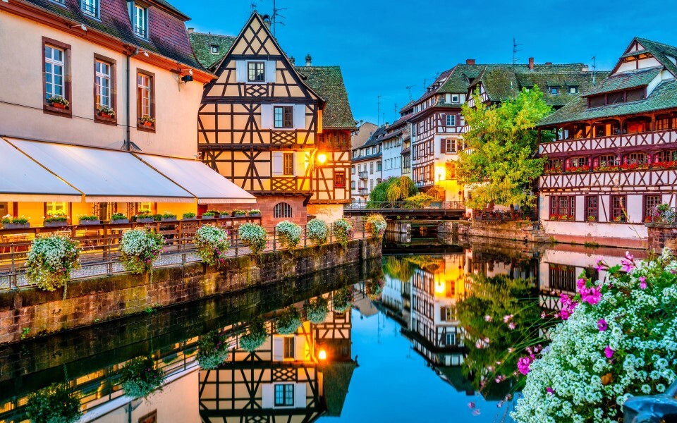 COMPLETE EUROPE CHRISTMAS & NEW YEAR TOUR