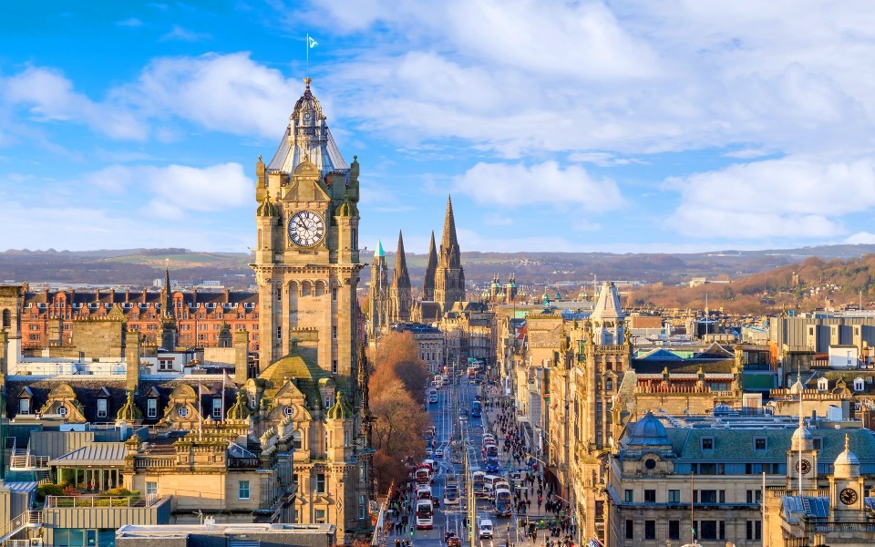 PARIS, ENGLAND, SCOTLAND & IRELAND EXPLORER