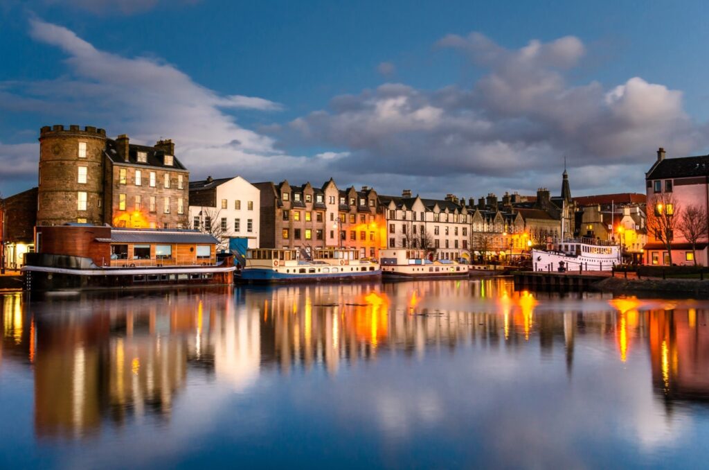 PARIS, ENGLAND, SCOTLAND & IRELAND EXPLORER
