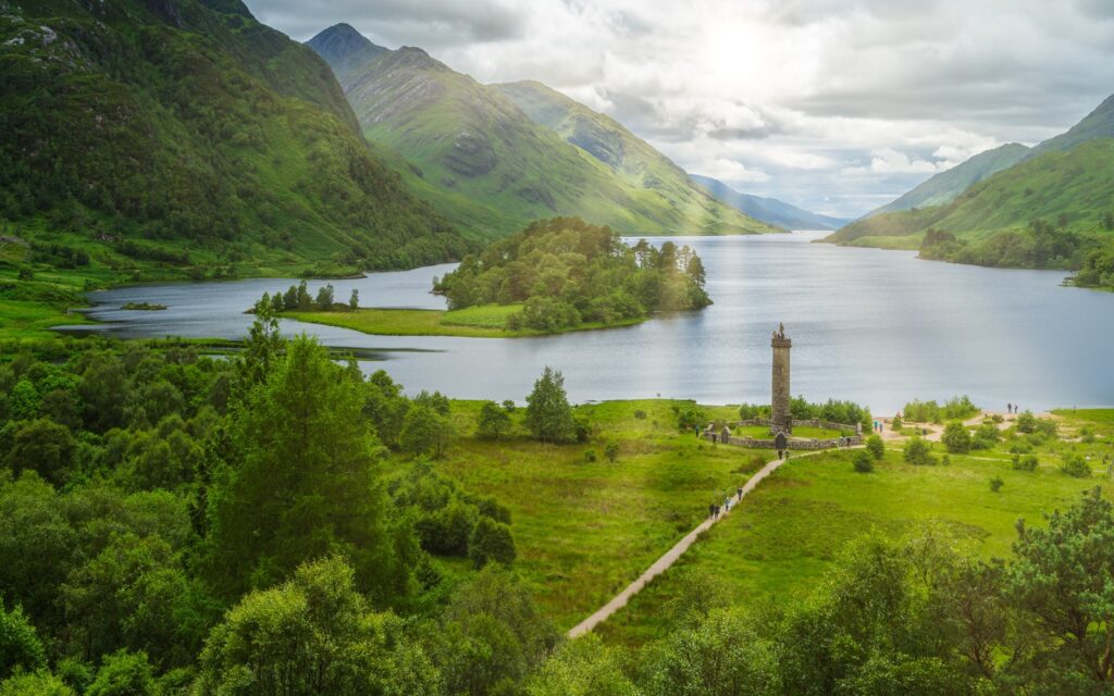 PARIS, ENGLAND, SCOTLAND & IRELAND EXPLORER